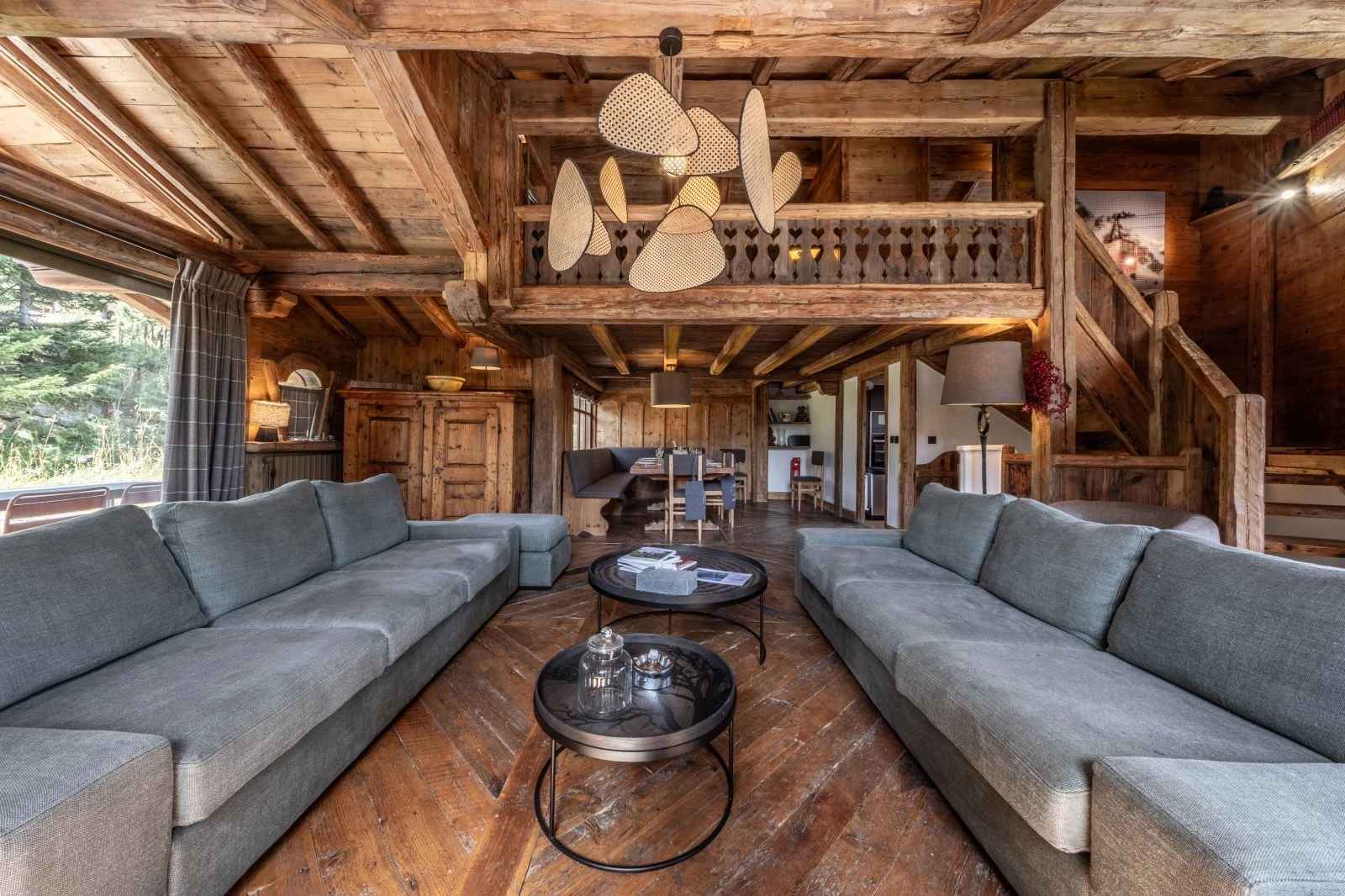 Chalet Anchorage