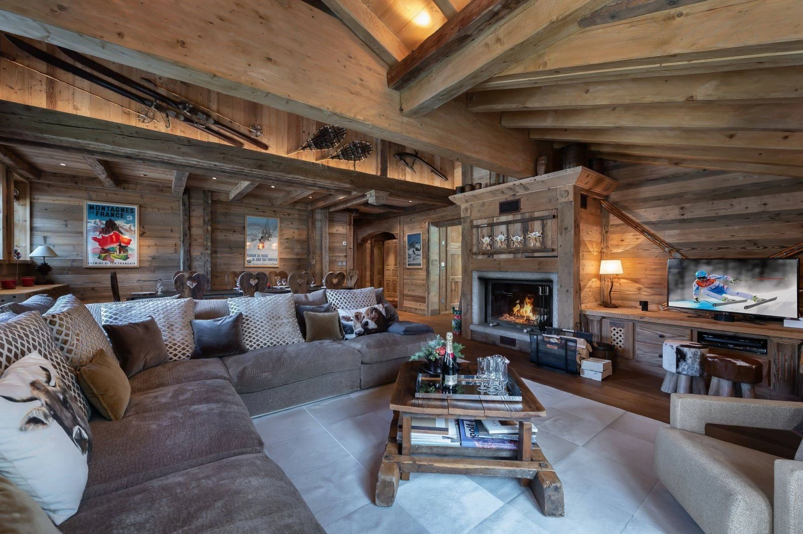 Penthouse White Pearl