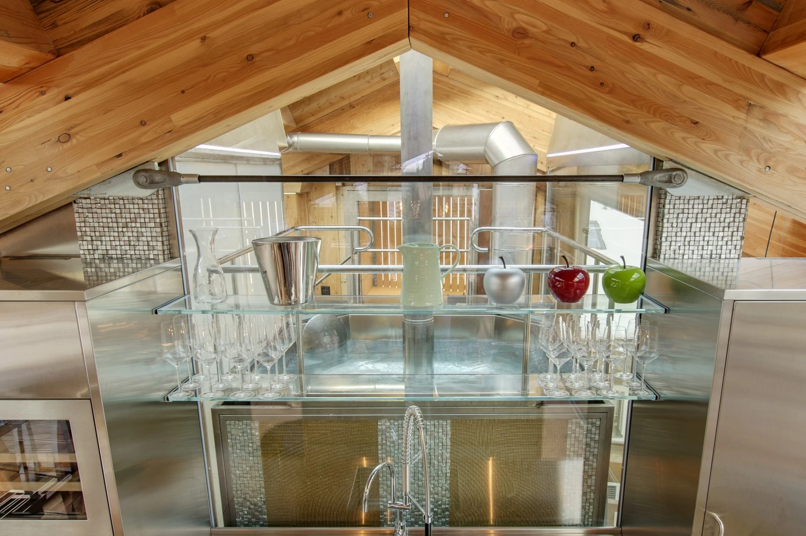 Chalet Backstage