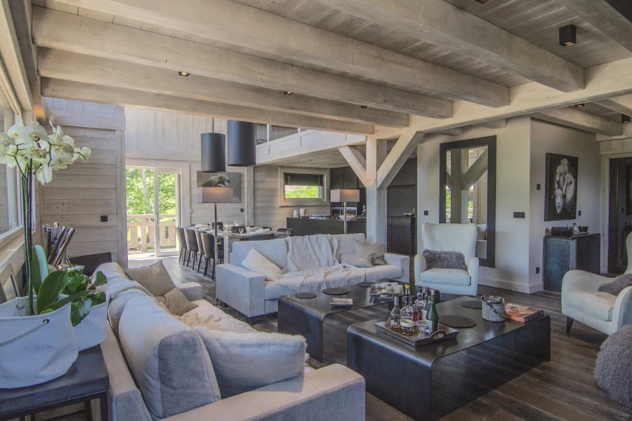 chalet-black-eagle.html