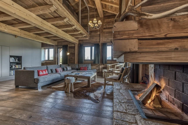 Chalet Silver Fox