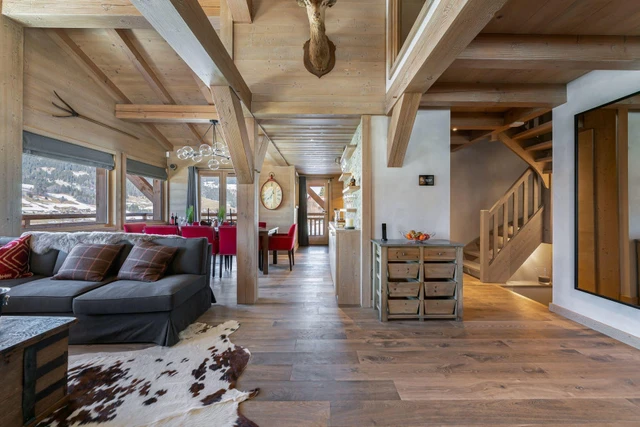 chalet-grey-swan.html