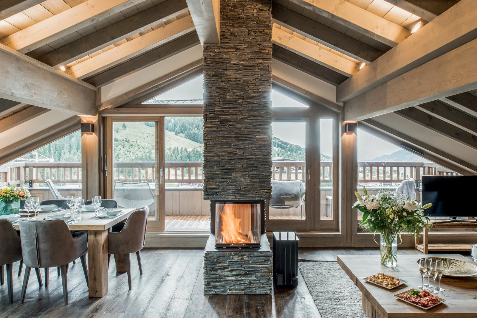 Penthouse Mammoth Lodge D13