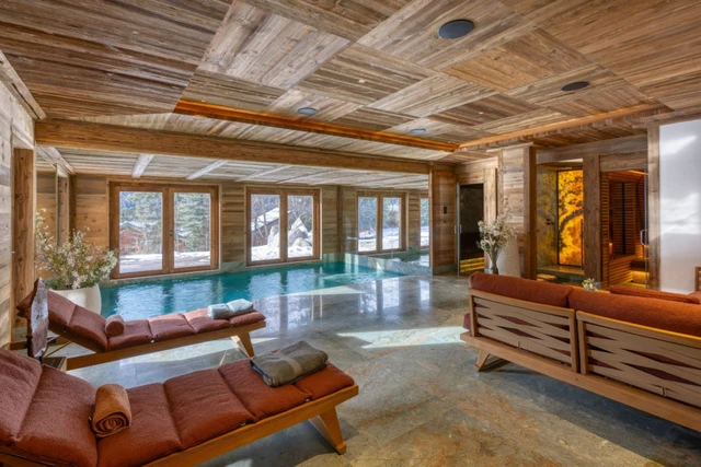 chalet-crystal.html